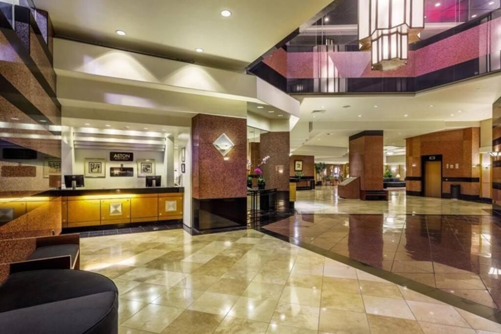Condotel With Free Parking Wifi Central Ac Honolulu Exteriör bild